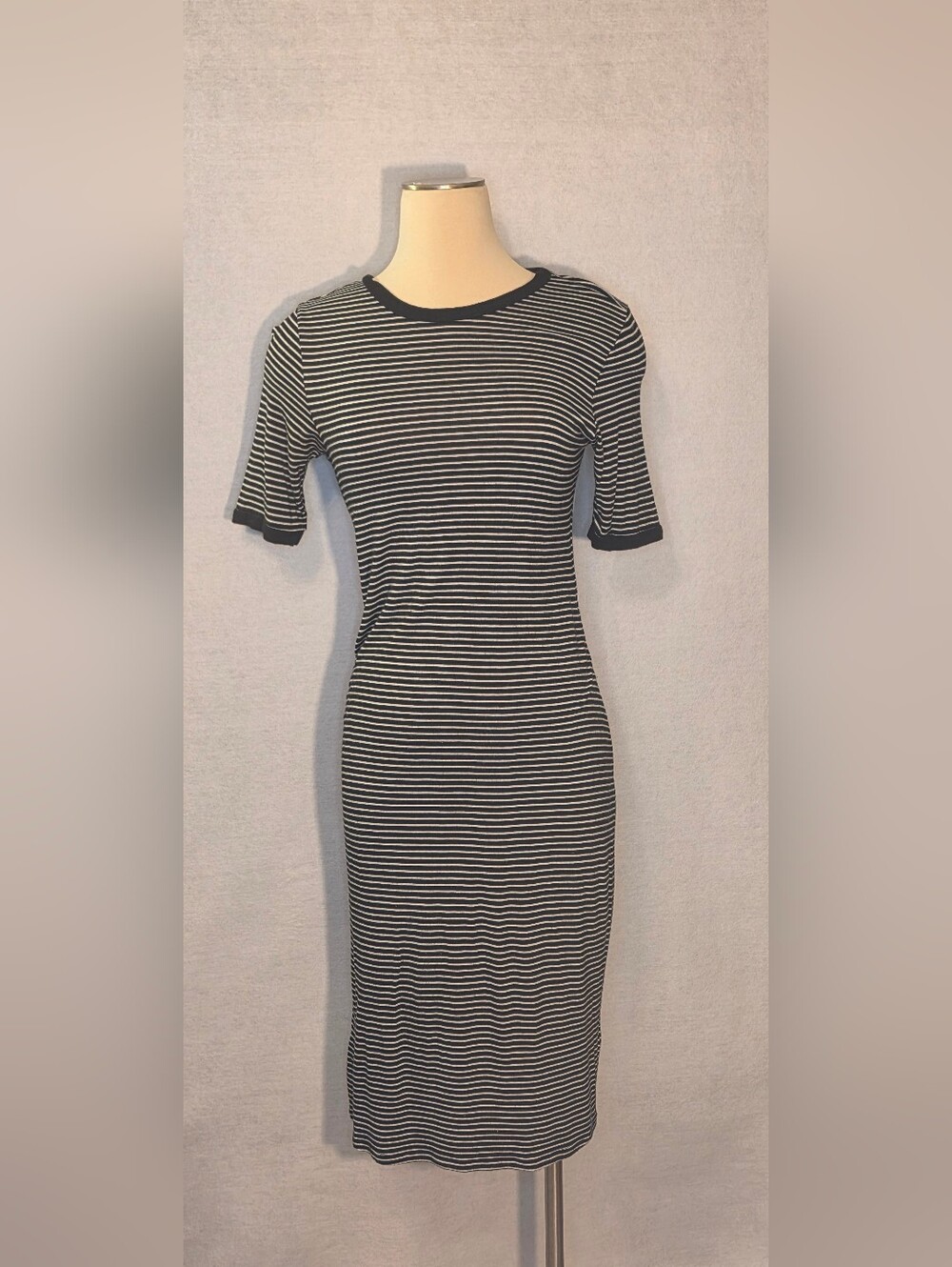 Active USA Black & White Striped Midi Bodycon Dress #b5